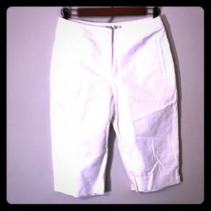 New white capris